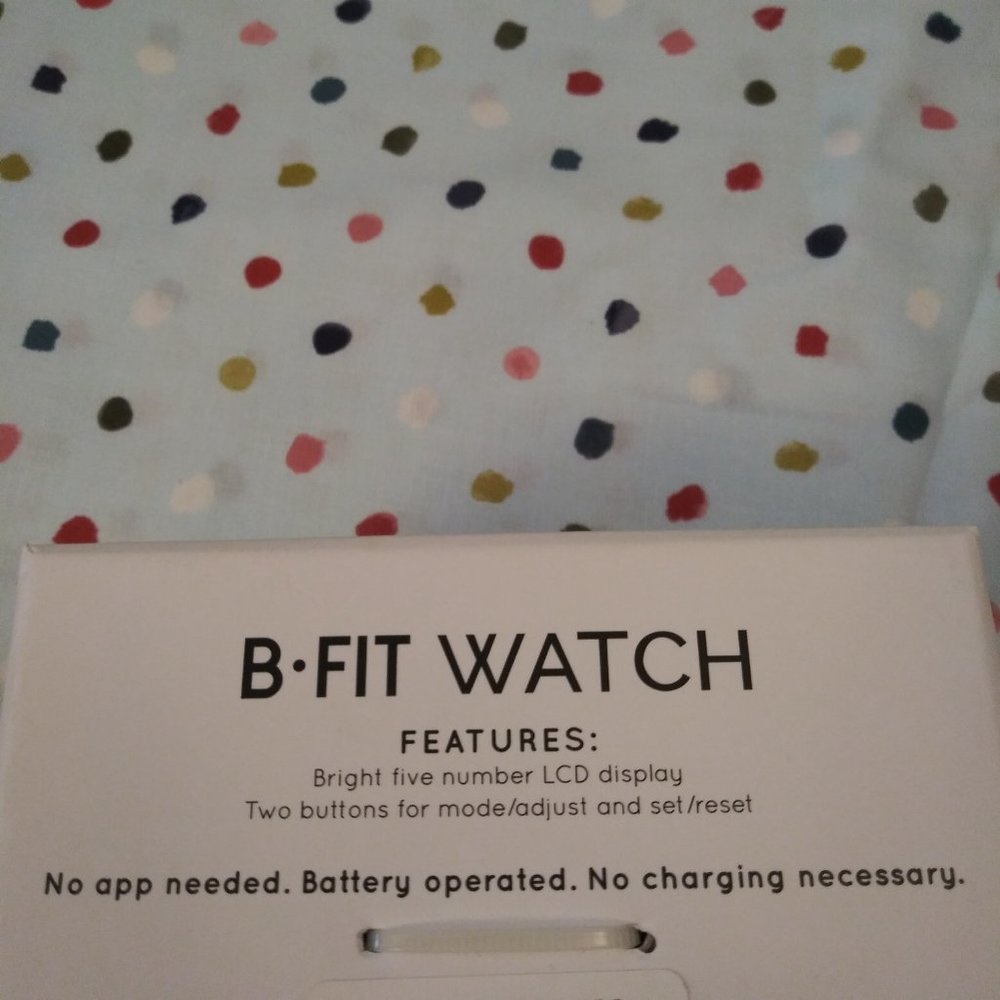 2236 Be Fit Watch with 2 Bands - Picture 6 of 6